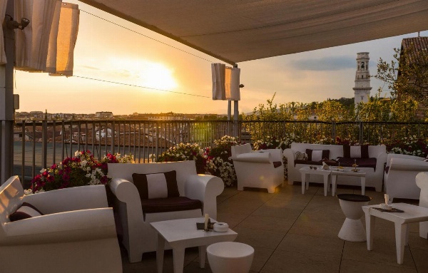 Due Torri Hotel image 1