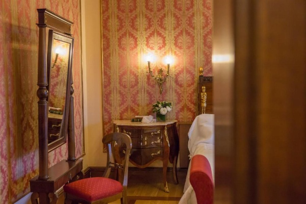 Due Torri Hotel image 17