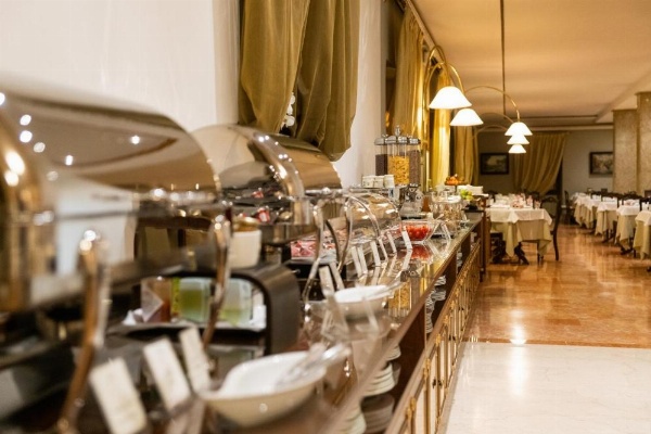 Due Torri Hotel image 28